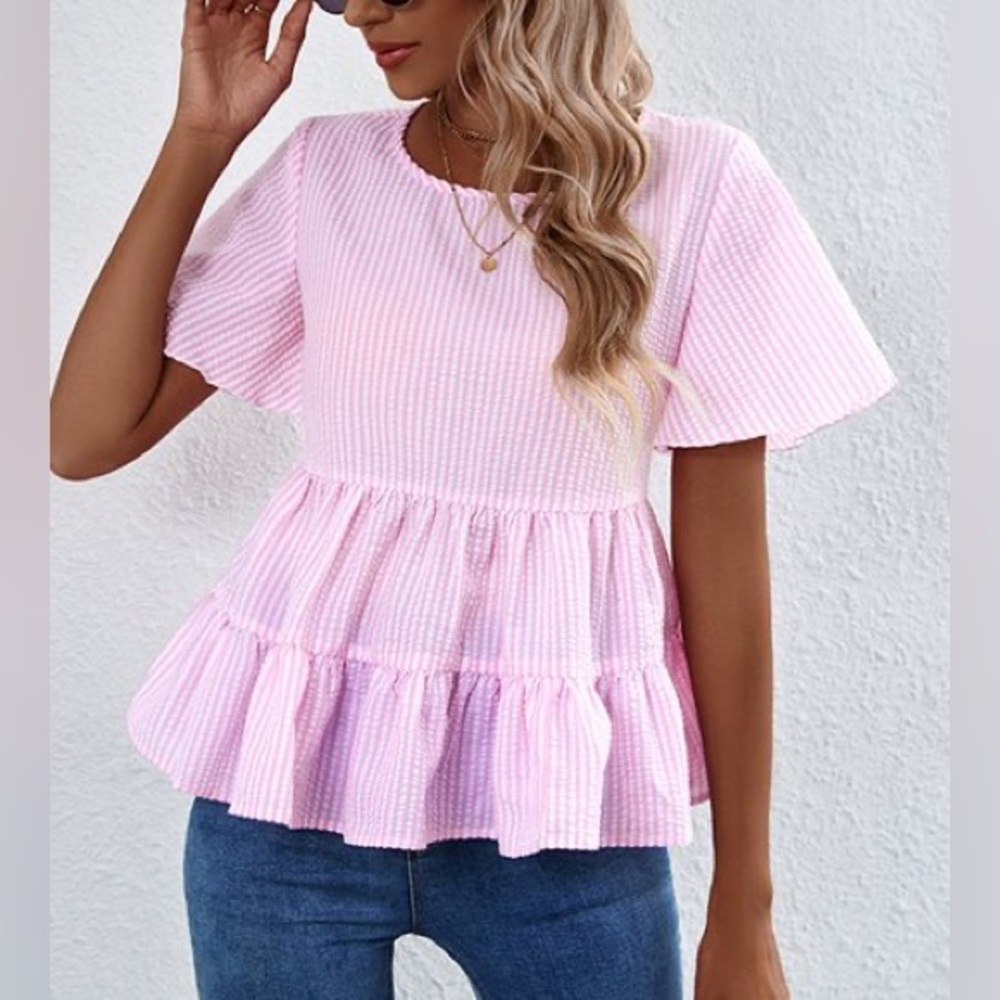 🩷 NWOT! Pink Stripe Blouse